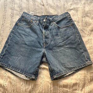 Levi's Women's Blue and Navy Shorts